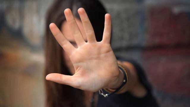 Как научиться отказывать людям и уметь говорить нет?