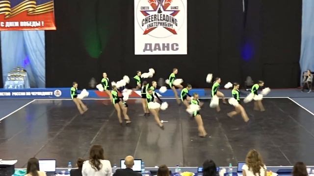 Cheerleading. Чир спорт. Команда City Dance. смотреть онлайн