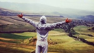 Песня ты читаешь библию, а я коран