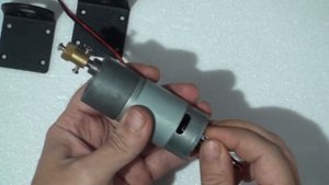 Двигатели JGB37-555 с редуктором 80кг/см-16об/мин-12v. Цена 1000 руб.