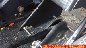Бар подлокотник для нивы 4X4 после 4 лет эксплуатаций.Небольшая доработка чтоб не скакал по салону