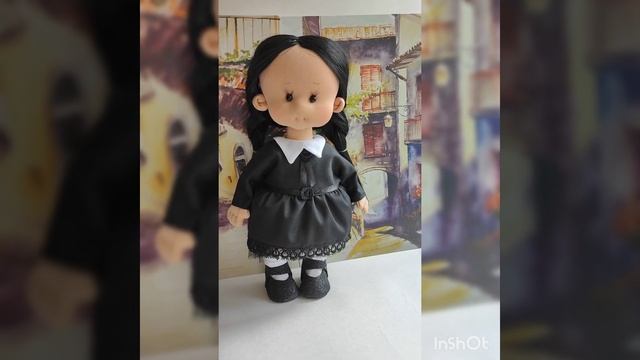 Куколка по мотивам сериала "Уэнсдей"❤ Рост 27 см. Малышка в поисках домика ?#уэнсдей #кукла смотреть онлайн