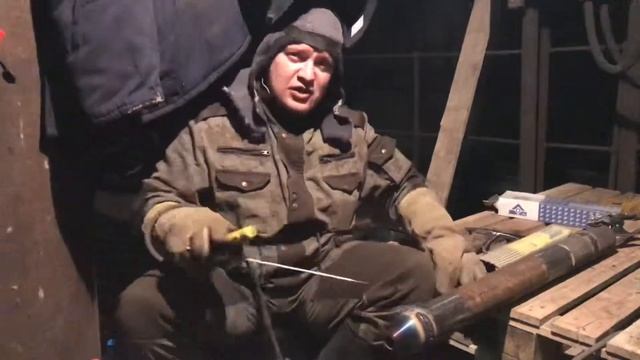 Сварщик за работой