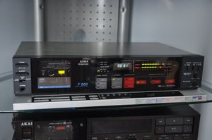 Редкая винтажная дека Aiwa AD-F660 с 3 головками  120-240 В - сделано в Японии-1982 по 1986 год