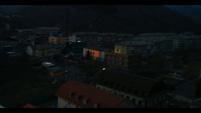 САТАНА ПЕЧЁТ БЛИНЫ - Учитель in love смотреть онлайн