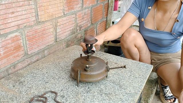 How to use a classic kerosene stove