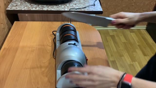 Обзор на электрическую ножеточку Zigmund s Shtain ZKS - 911 смотреть онлайн