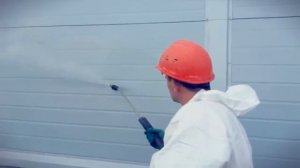 Очистка сэндвич панелей от прикипевшей защитной пленки
