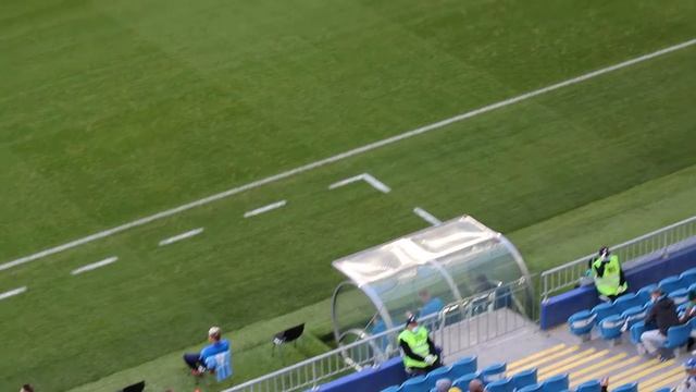 4.10.2020. Выход судей и команд "Крылья Советов" и "Алания" на поле стадиона Самара Арена. смотреть онлайн