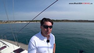 Как поднять тузик на борт парусной яхты