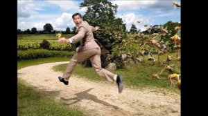 А над нами лягушки смеются в пруду - Михаил Оводов - пел в 70е  Саша Русанов