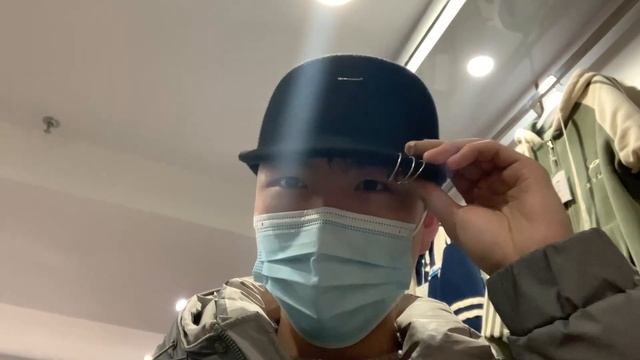 会成和老妈逛街，天冷给奶奶买衣服，一碗油泼面，简简单单吃过瘾【会成一家】