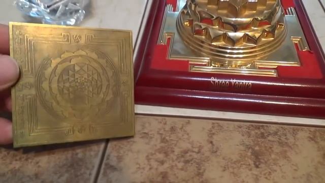 Светящаяся Шри Янтра