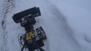 Устанавливаю грунтозацепы и противовес на мотоблок с снегоотвалом , испытания.