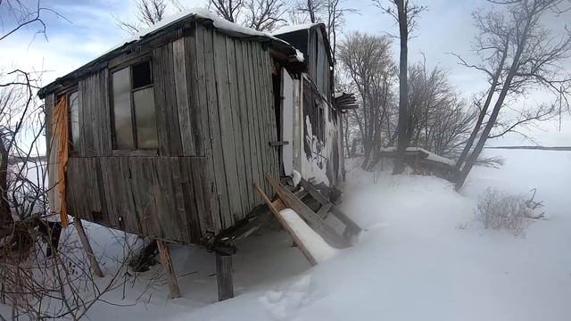 Пешком через Волгу на острова. Трущобы и заброшка рядом с Боровым Матюшино