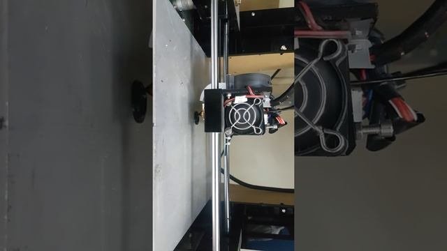 3D принтер , делаем детали из пластика.