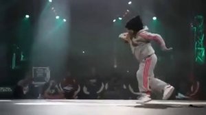 Брейк данс; Девочка в танцзале!!! Break-dance & b-boying @  breakdance