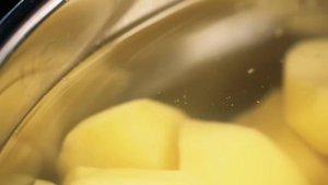 КУХОННЫЕ ГАДЖЕТЫ, КОТОРЫЕ НАХОДЯТСЯ НА ДРУГОМ УРОВНЕ.mp4