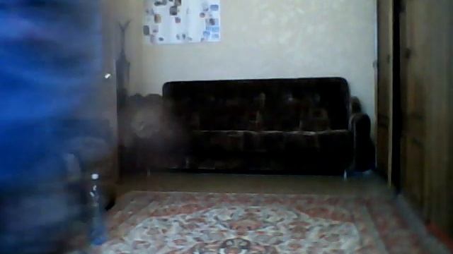 Как научиться делать колесо с дивана или на диван? смотреть онлайн