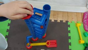 Веселые горки с шариками