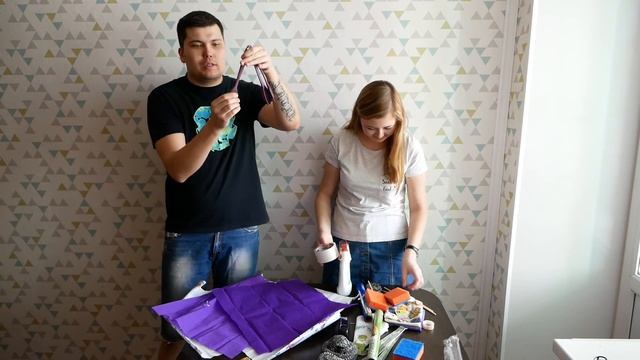 БУКЕТ. ПОДАРОК. ДЕЛАЕМ БУКЕТ ИЗ ХОЗ ТОВАРОВ смотреть онлайн