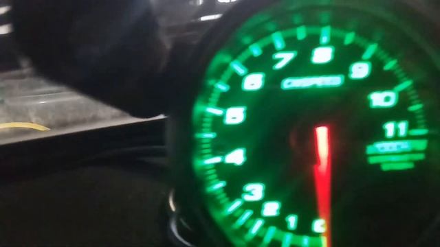 Поставил тахометр и отсечку