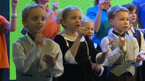 Жестовая песня Дети всей Земли на III Слёте московских вожатых