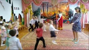 Пугало Огородное на осеннем празднике