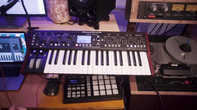 Behringer DeepMind6 demo смотреть онлайн