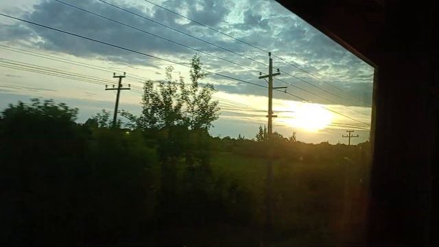 обзор плацкартного вагона поезда москва-псков и вид из окна смотреть онлайн