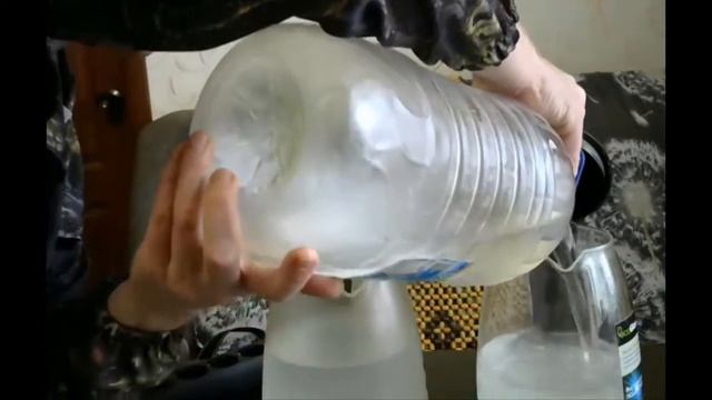 Как почистить чайник от накипи лимонной кислотой смотреть онлайн