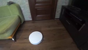 Робот пылесос ксяоми G1 перевёл на Русский язык пробую влажную уборку.