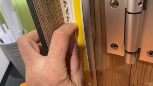 Как выглядит примыкание профиля Protektor 37706 к окну