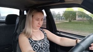 Учу жену водить машину. Нервным просьба не смотреть!