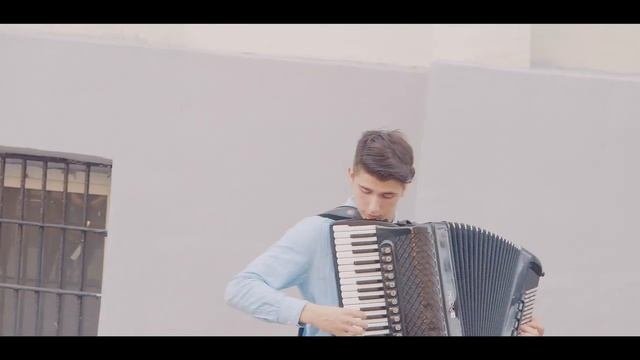 Уличные музыканты.