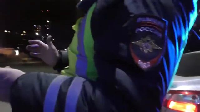 Включите гирлянды