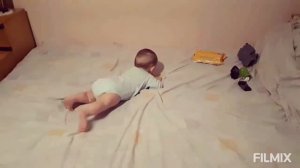 КАК НАУЧИТЬ РЕБЁНКА ПОЛЗАТЬ!