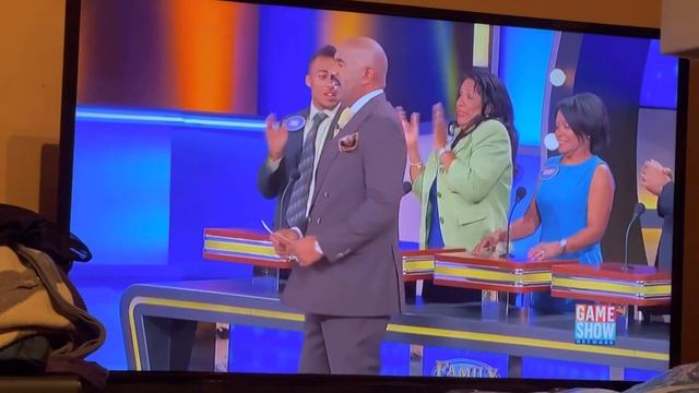 Name a number that men want to know but women don’t wanna tell смотреть онлайн