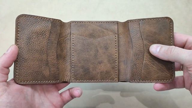 Кошелек мужской, из натуральной кожи. Ручная работа. смотреть онлайн