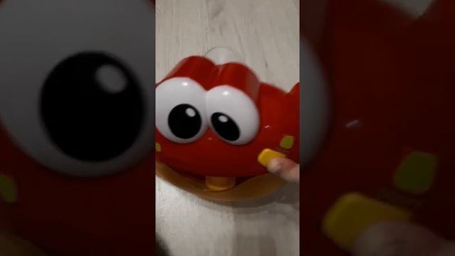 капитан   краб сочинил песенку о лодочки смотреть онлайн