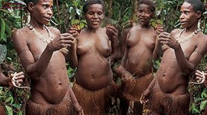 Дикие нравы в Папуа - Новая Гвинея