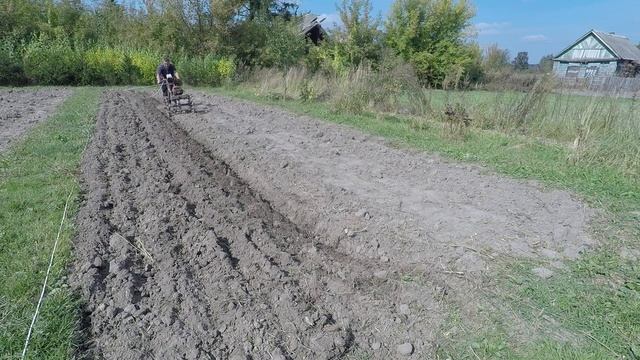Как пахать электроплугом?