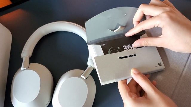 What's in the box? Sony WH-1000XM5 unboxing смотреть онлайн