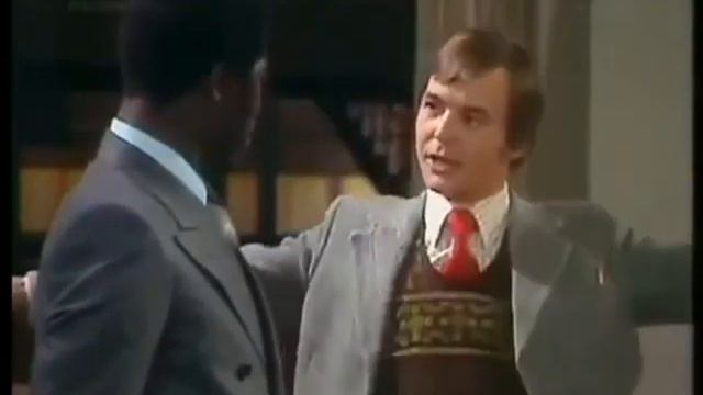 Mind Your Language Inspector Visit смотреть онлайн