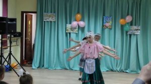 "Танец маленьких гусей" Студия "Дебют"