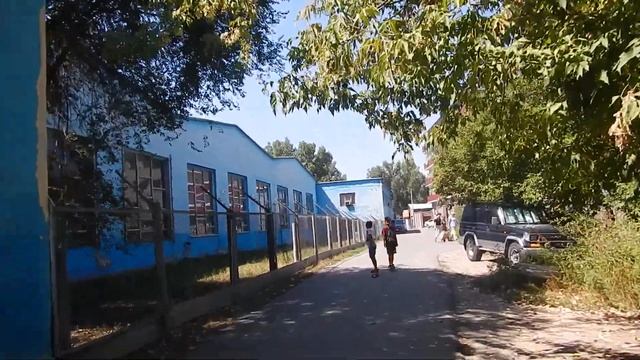 Алматы | выход с уютного дворика на Отеген-батыра смотреть онлайн