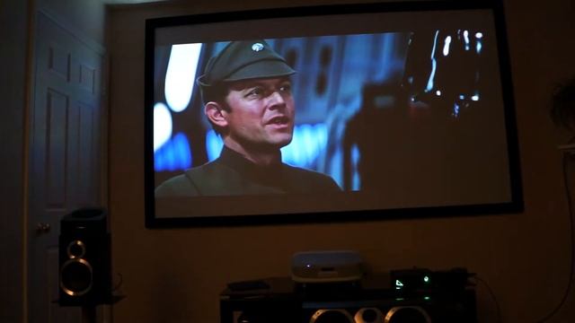 Viewsonic PX800HD Ultra-Short Throw Projector Review смотреть онлайн