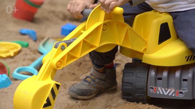 Вот это игрушка! Распаковка Огромного экскаватора! смотреть онлайн