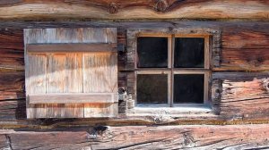 Для чего в старину на окнах делали ставни