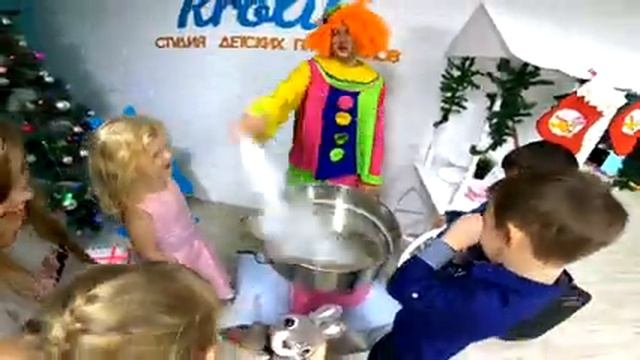 Лиза и ее день рождения 4 года | Liza and her Birthday Party смотреть онлайн